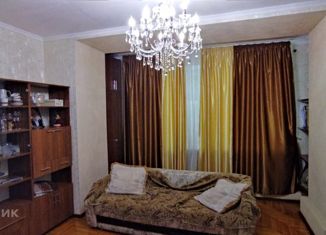 Продам четырехкомнатную квартиру, 138 м2, Кисловодск, улица 40 лет Октября, 2