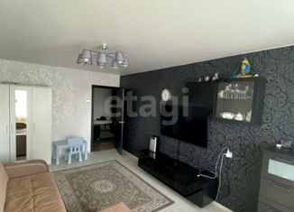 Продажа 2-комнатной квартиры, 50.2 м2, Волхов, улица Льва Толстого, 8