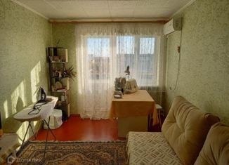 Однокомнатная квартира на продажу, 31 м2, посёлок городского типа Новоозёрное, улица Героев-Десантников, 6