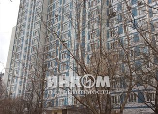 Продажа 3-ком. квартиры, 74 м2, Москва, улица Раменки, 8к2, улица Раменки