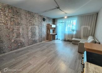 Продается однокомнатная квартира, 52.3 м2, Свердловская область, улица Петрова, 34В