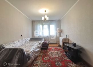 Продается 2-ком. квартира, 47.6 м2, Красноярск, Октябрьский район, улица Юшкова, 32