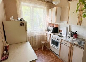 Продается 2-ком. квартира, 43.2 м2, Иркутская область, Байкальская улица, 231