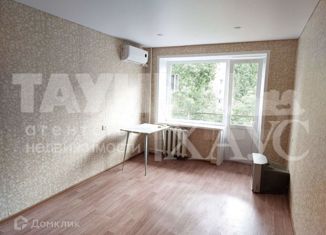 Сдам в аренду 1-ком. квартиру, 33 м2, Балаково, улица Ленина, 80