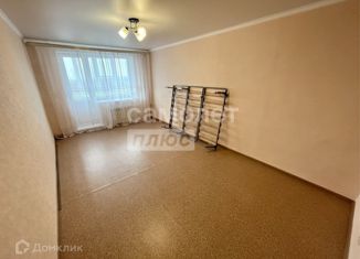 Продается 3-комнатная квартира, 57.3 м2, Петропавловск-Камчатский, проспект Победы, 81