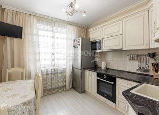 Продажа 4-ком. квартиры, 82 м2, Алтайский край, Павловский тракт, 231