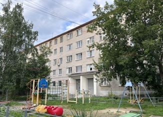 Продаю 1-ком. квартиру, 12 м2, Екатеринбург, метро Динамо, Нагорная улица, 46А