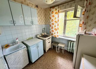 2-ком. квартира в аренду, 45 м2, Волгоград, улица Хользунова, 38