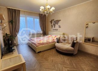 Продаю 1-ком. квартиру, 45 м2, Калининград, улица Куйбышева, 100