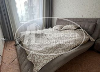 Продаю 3-ком. квартиру, 78 м2, Пермский край, улица Крылова, 17