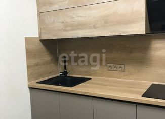 Продам 3-ком. квартиру, 64.5 м2, Когалым, Прибалтийская улица, 35