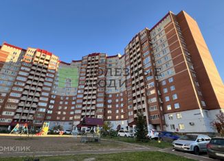 Продам 3-комнатную квартиру, 93 м2, Уфа, улица Лесотехникума, 26/2