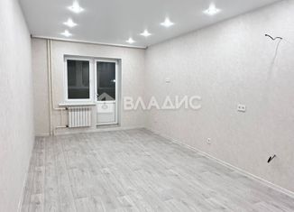 Продается 2-ком. квартира, 40.6 м2, Благовещенск, Заводская улица, 4/4, ЖК Лазурный Берег