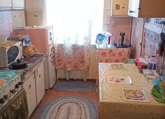 Двухкомнатная квартира на продажу, 52.6 м2, Петровск, улица Марата, 7
