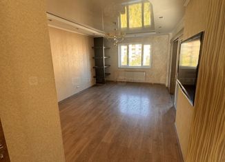 Трехкомнатная квартира на продажу, 90 м2, Татарстан, улица Гарифа Ахунова, 6