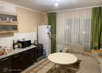 Продам 2-комнатную квартиру, 64.2 м2, Краснодарский край, улица имени Виктора Нарыкова, 6к1