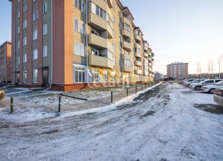 Продается 3-комнатная квартира, 60.7 м2, посёлок Октябрьский, Рассветная улица, 9