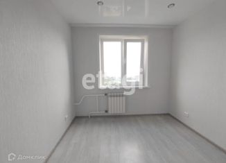 Продаю комнату, 11.9 м2, Красноярск, Солнечный бульвар, 13, жилой район Солнечный