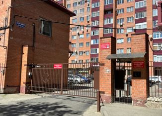 Продается однокомнатная квартира, 39 м2, Ставрополь, улица 50 лет ВЛКСМ, 31
