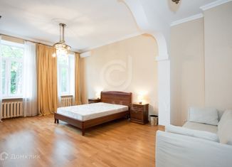 Сдается 3-ком. квартира, 120 м2, Москва, Старопименовский переулок, 14, Старопименовский переулок