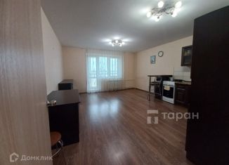 Сдается в аренду 3-комнатная квартира, 77 м2, Челябинская область, улица Университетская Набережная, 52