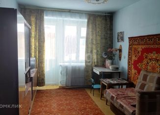 Продаю двухкомнатную квартиру, 43 м2, Ирбит, Советская улица, 59