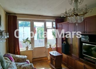 Продаю 3-комнатную квартиру, 59 м2, Москва, Симферопольский бульвар, 35к1, Симферопольский бульвар