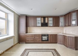 Продается 3-комнатная квартира, 102.5 м2, Санкт-Петербург, улица Турку, 13к1, улица Турку
