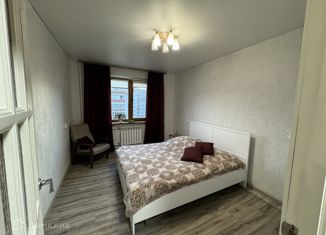 Продам 2-комнатную квартиру, 56 м2, Татарстан, улица Фатыха Амирхана, 91