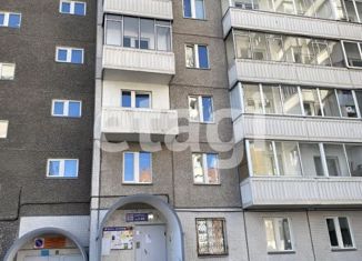 Сдается в аренду однокомнатная квартира, 39 м2, Красноярск, Светлогорский переулок, 10