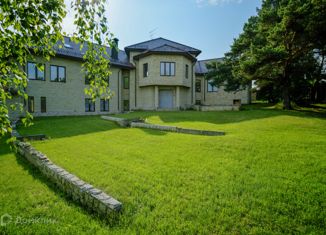 Продам дом, 632 м2, деревня Александровка, Центральная улица, 19