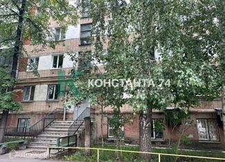 Продажа 4-комнатной квартиры, 61.8 м2, Челябинск, Центральный район, улица Татьяничевой, 9А