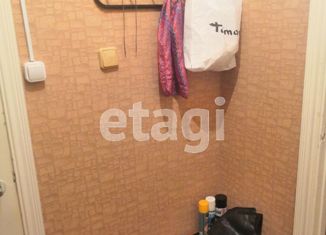 Сдается в аренду 2-комнатная квартира, 36 м2, Новый Уренгой, улица Геологоразведчиков, 2А