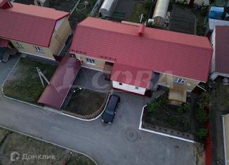 Продается таунхаус, 65 м2, деревня Ушакова, Трактовая улица, 71