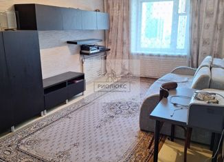 Продажа 3-ком. квартиры, 74 м2, Уфа, улица Уфимское Шоссе, 18