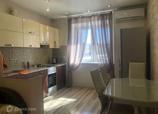 Продажа двухкомнатной квартиры, 64 м2, Новосибирск, метро Октябрьская, улица Лескова, 19