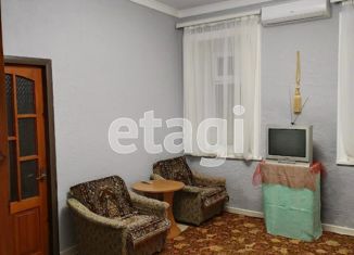 Продам 2-ком. квартиру, 45 м2, Симферополь, улица Крылова, 80, Центральный район