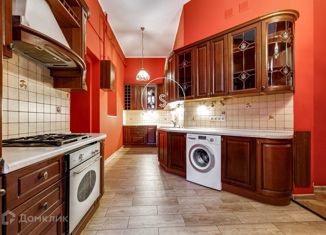 Сдача в аренду четырехкомнатной квартиры, 180 м2, Москва, улица Петровка, 24с3, улица Петровка