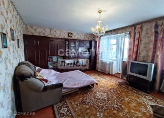 Продается 2-ком. квартира, 60 м2, Чита, улица Балябина, 37