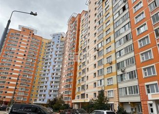 Продаю трехкомнатную квартиру, 95 м2, поселение Сосенское, улица Александры Монаховой, 97, ЖК Бунинский
