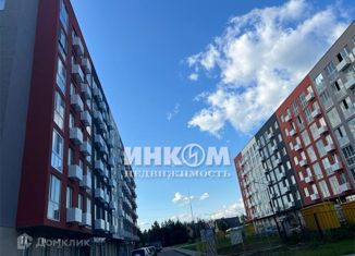 Продается двухкомнатная квартира, 46.1 м2, деревня Крёкшино, улица Медовая Долина, 2
