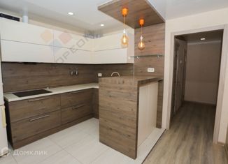 Продается 2-комнатная квартира, 56 м2, Краснодар, улица имени Дзержинского, 54/14, микрорайон 9 километр