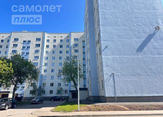 Продается 2-комнатная квартира, 47.6 м2, Нижнекамск, проспект Шинников, 43