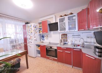 Продается двухкомнатная квартира, 58.4 м2, Вологодская область, улица Гагарина, 80В