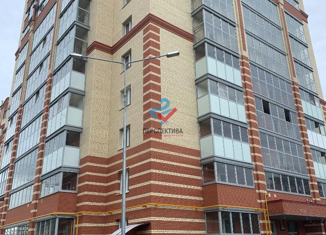 Продажа 3-ком. квартиры, 98 м2, Чебоксары, ЖК Феникс, Водопроводная улица, 12