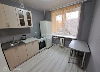 Продается 1-ком. квартира, 32.1 м2, поселок городского типа Свободы, проспект Калинина, 160