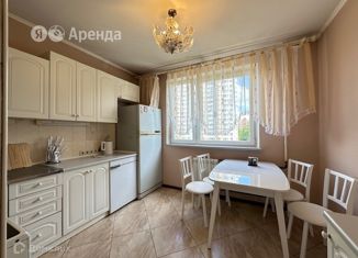 3-комнатная квартира в аренду, 73 м2, Москва, улица Намёткина, 13к1, район Черёмушки