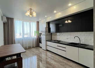 Продаю 1-ком. квартиру, 50.5 м2, Новороссийск, улица Хворостянского, 21