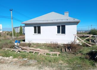 Продам дом, 85 м2, Крымск, улица Надежды, 4