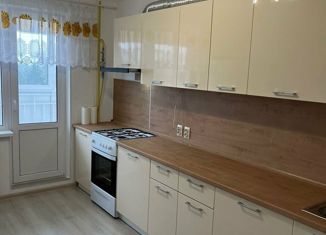 Сдаю 2-ком. квартиру, 63 м2, деревня Малое Верево, улица Кириллова, 1А